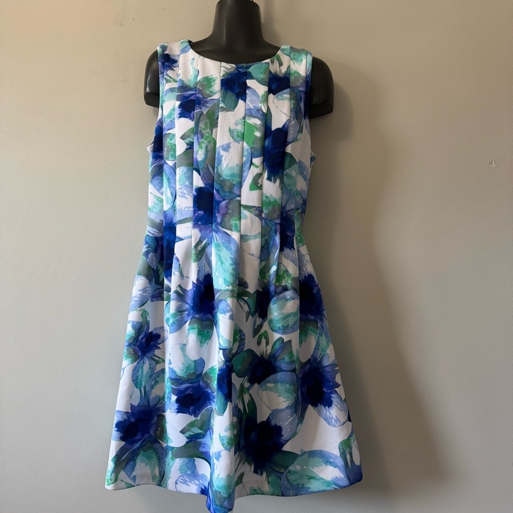 Vince Camuto Blue and Green Floral Midi Dress